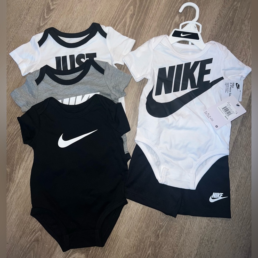 SOLD Nike Baby Clothes BNWT 6-9months